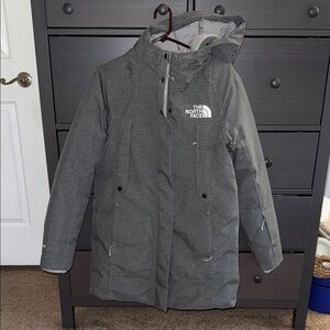 The North Face women’s “outer boroughs” parka